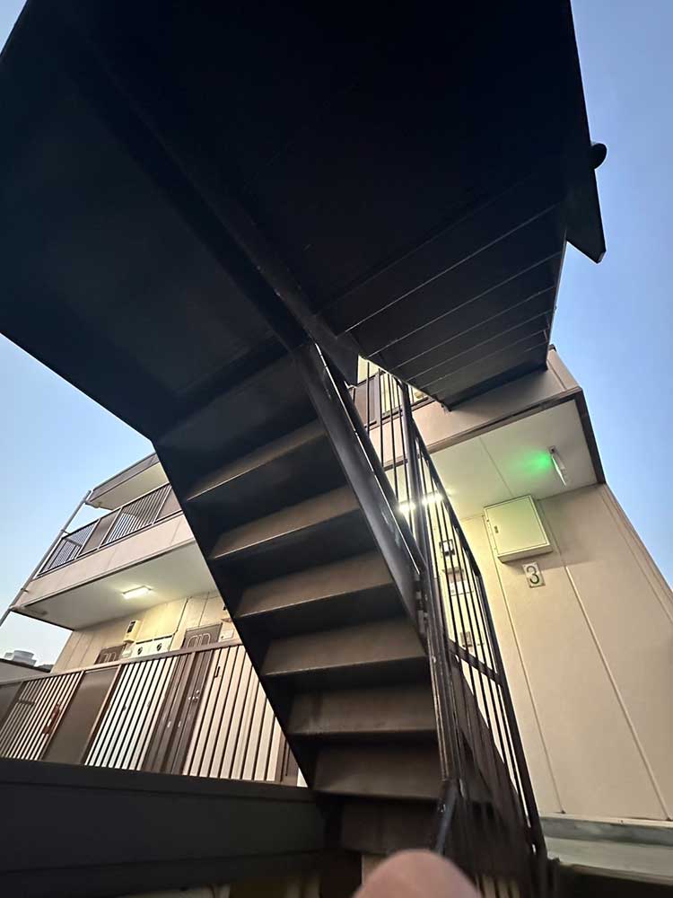 手摺・階段塗り替え工事