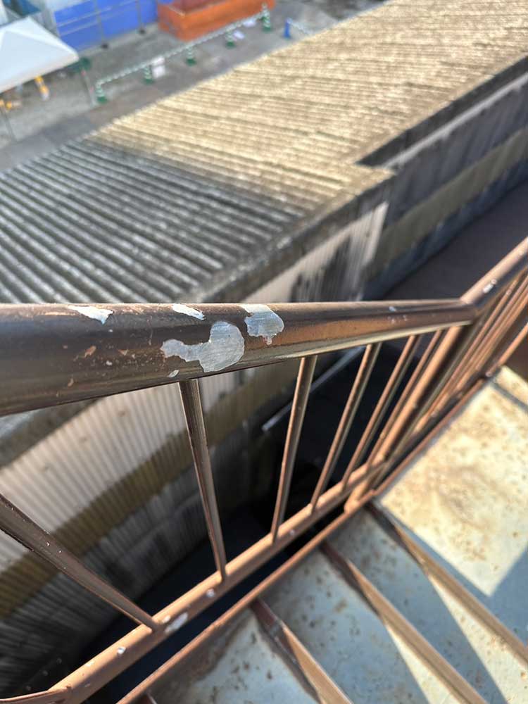 手摺・階段塗り替え工事