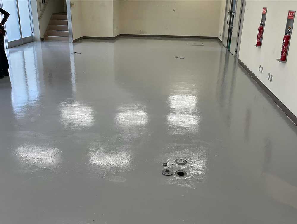 精密作業工場塗装工事